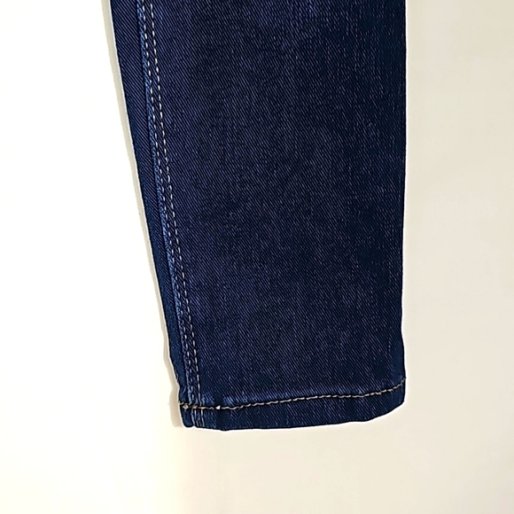 OLD NAVY | Flowy Long-sleeve Floral Top & Ballerina 24/7 Skinny Utility Jeggings - Picture 10 of 11